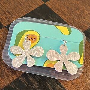 Vintage Silver Tone Flower Fishhook Earrings